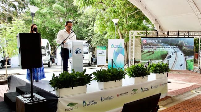 Dongfeng, en alianza con Gases del Caribe, Promigas y Surtigas, presentó sus nuevos modelos de camiones y buses dedicados a GNV