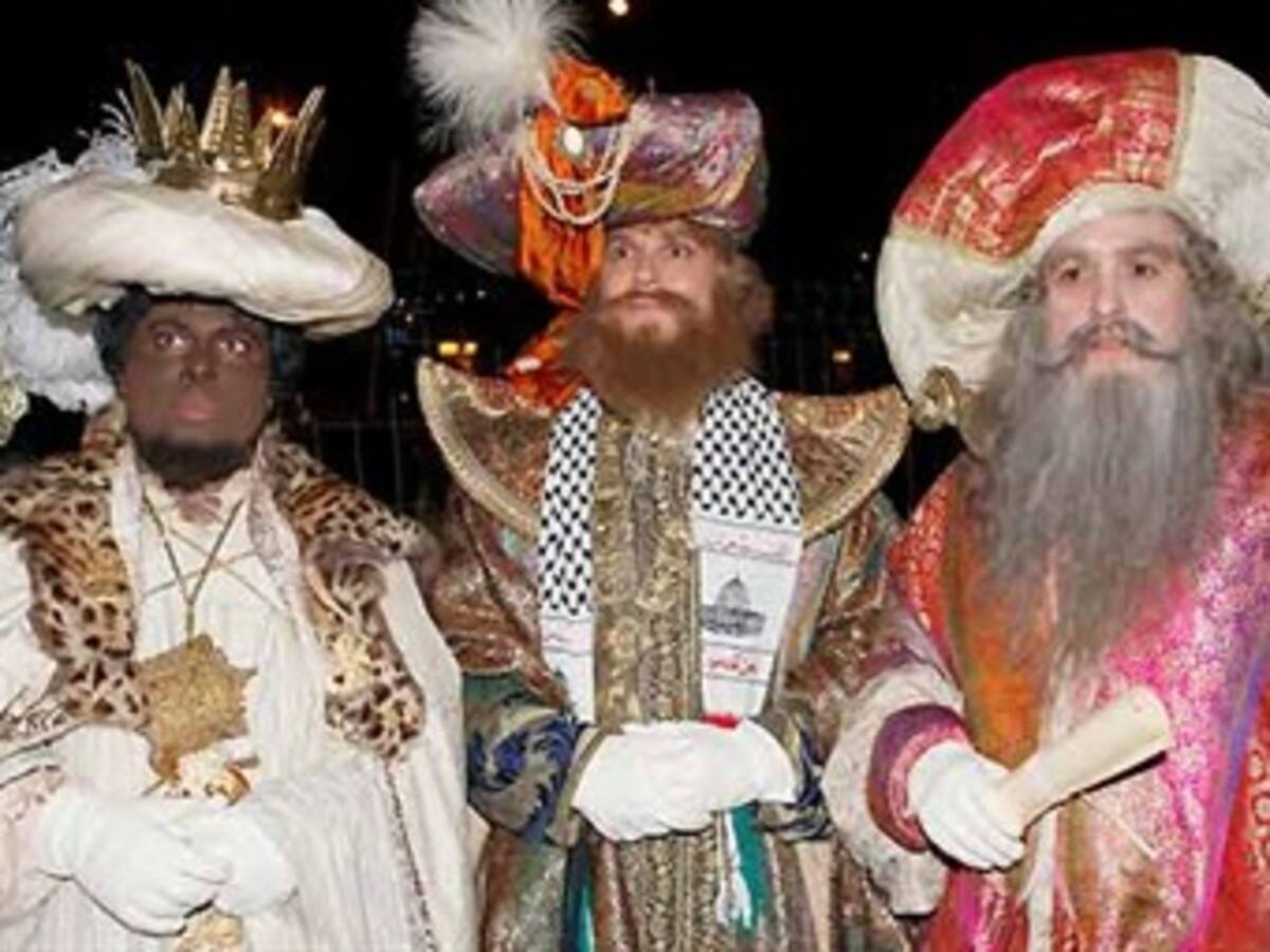 Los tres magos de Oriente visitan los hogares españoles cargados de juguetes