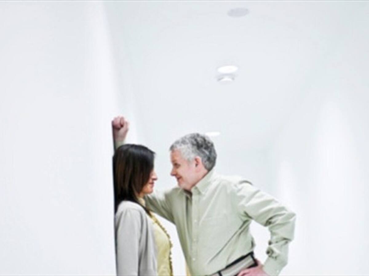 Denuncian por presunto acoso sexual al representante Víctor Correa