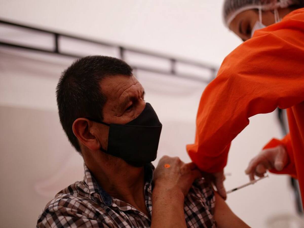 Córdoba arranca vacunación contra el COVID-19 en zonas de conflicto armado