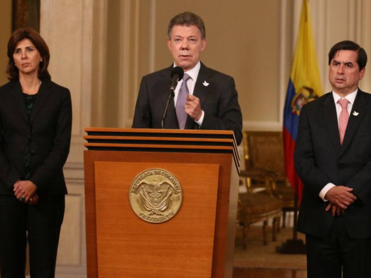 Problemas de Venezuela son hechos en Venezuela no en Colombia: Santos