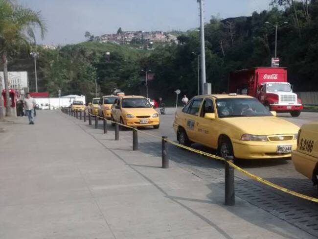 Taxistas de Manizales anuncian paro para este martes 28