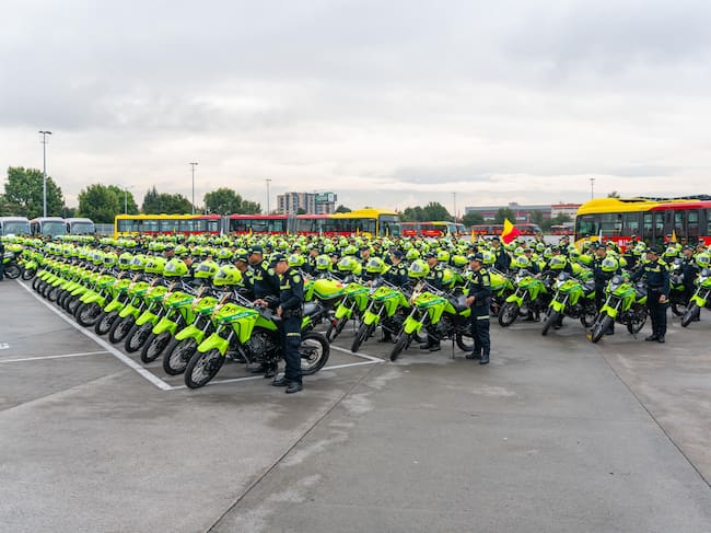 Entregan 225 motocicletas a la Policía de Bogotá destinadas a la seguridad de Transmilenio. Foto: Distrito Capital.
