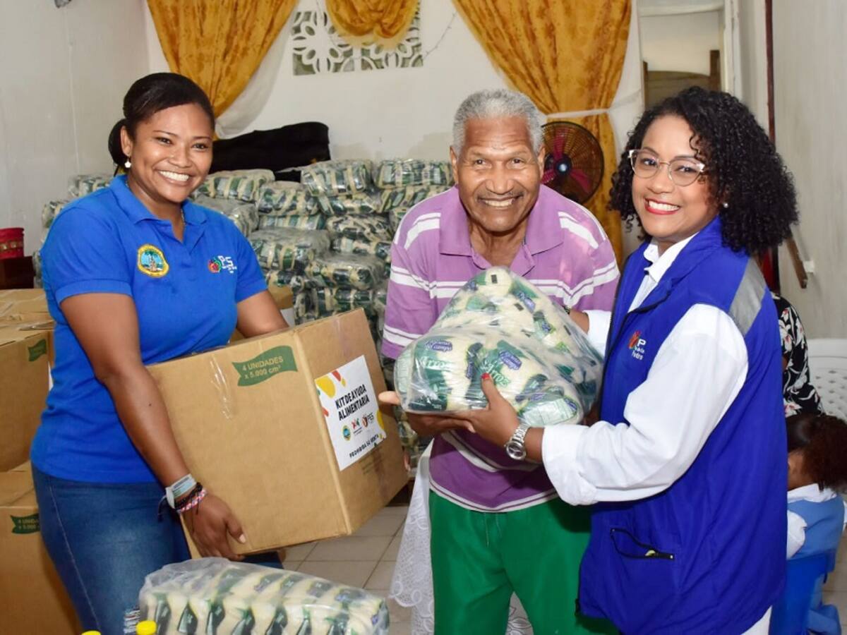 PES entregó kits a red de comedores comunitarios en Cartagena