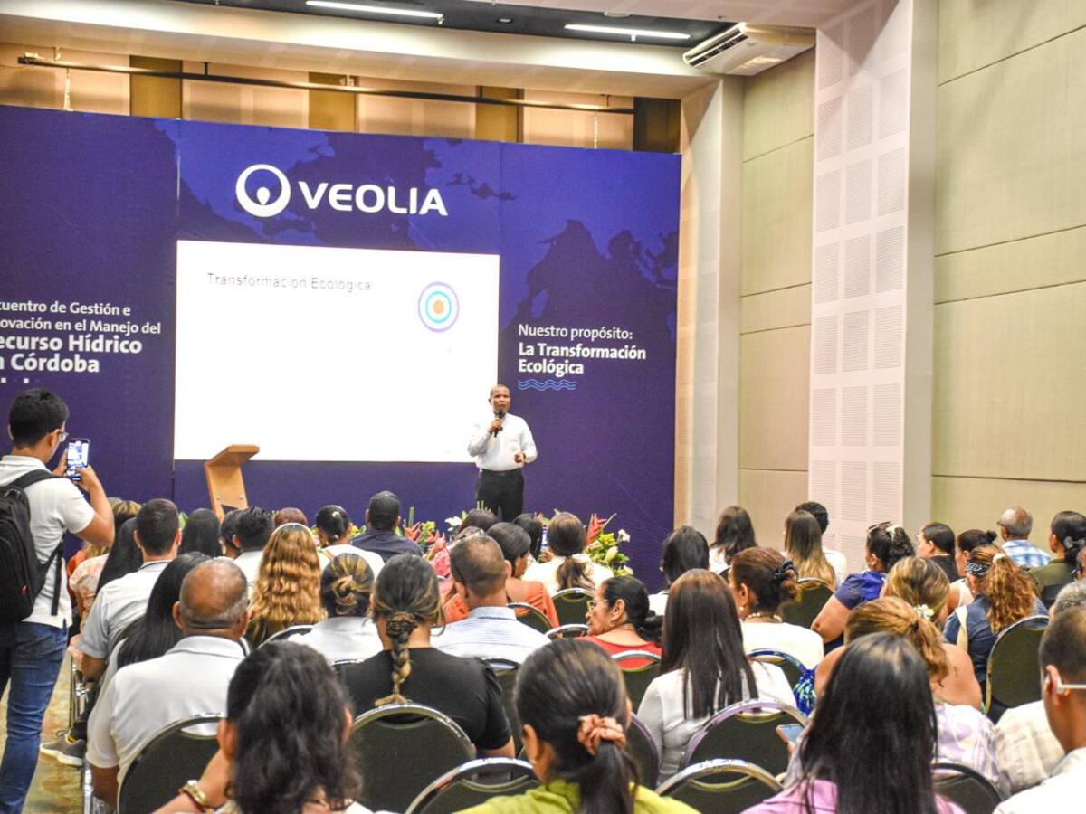 Veolia lidera primer encuentro sobre gestión e innovación del agua en Córdoba
