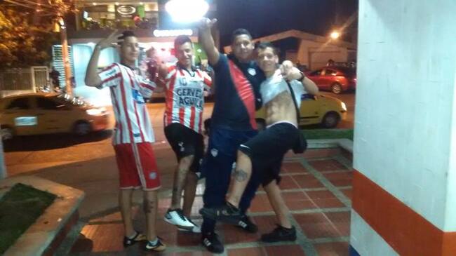 Los hinchas del Junior celebrando el triunfo sobre Millonarios