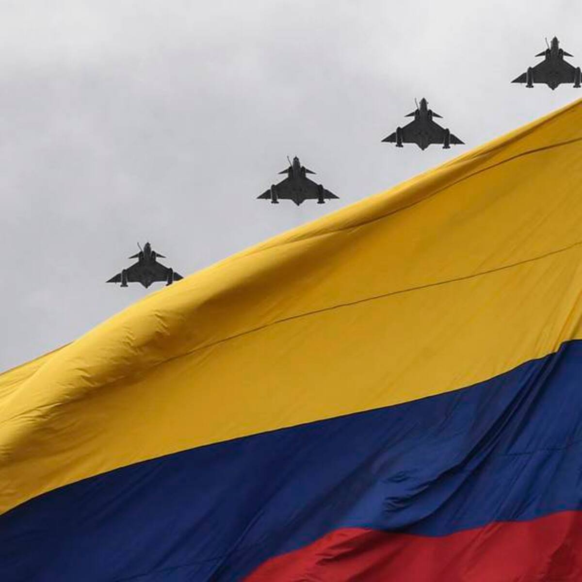 Gobierno colombiano reactiva contrato con Israel para mantenimiento de aviones Kfir