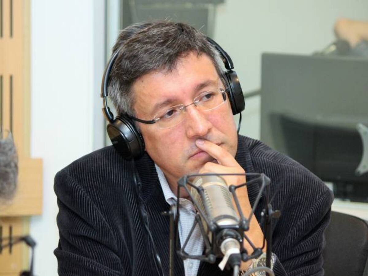 Hay que ver los grises de los hostigamientos en las redes sociales: Víctor Solano