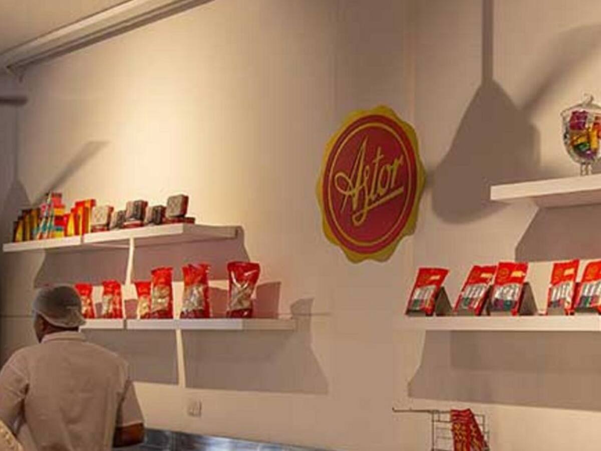 Repostería Astor anuncia cierre de sedes de Laureles y Poblado