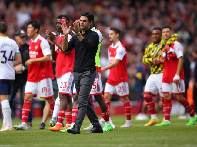 El técnico del Arsenal, Mikel Arteta, celebra el triunfo ante Tottenham (Photo by Marc Atkins/Getty Images)