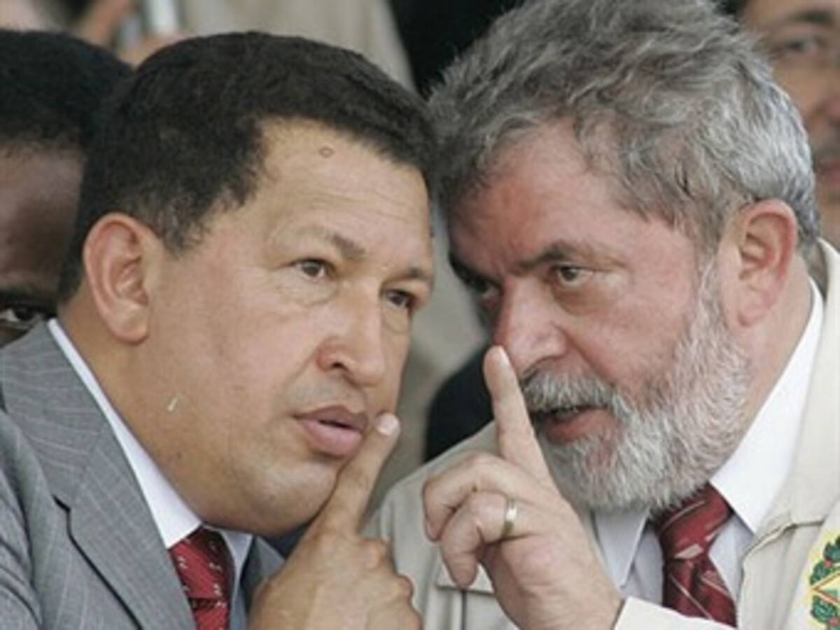 Chávez: Lula lleva una 'misión' a Colombia