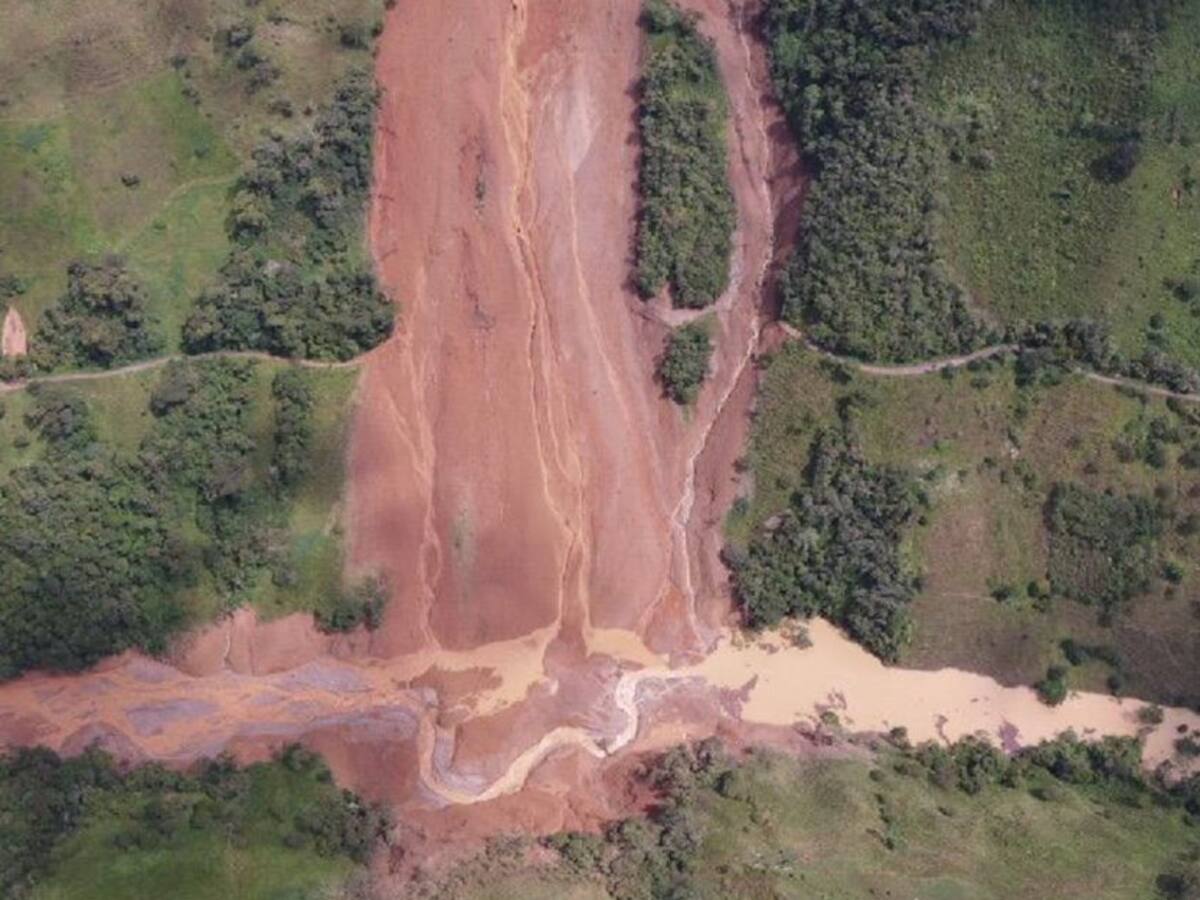 A lomo de mula ingresan víveres al corregimiento Cedeño