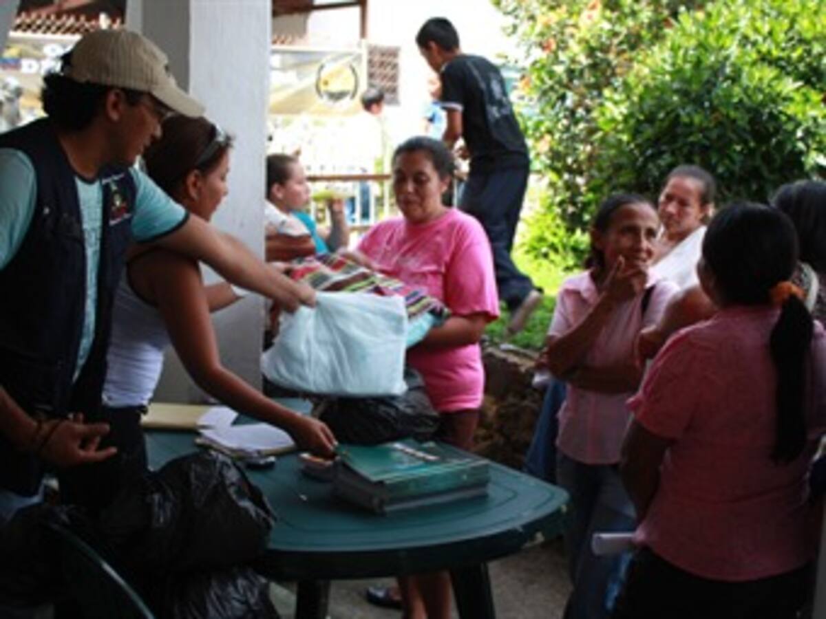 Contraloría denuncia 'desgreño' en entrega de ayudas en Bucaramanga