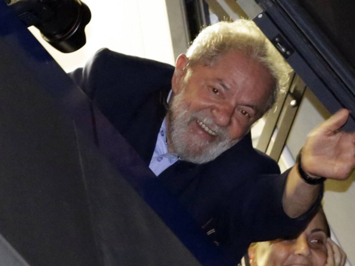 Lula no se entregaría a la Policía en Curitiba