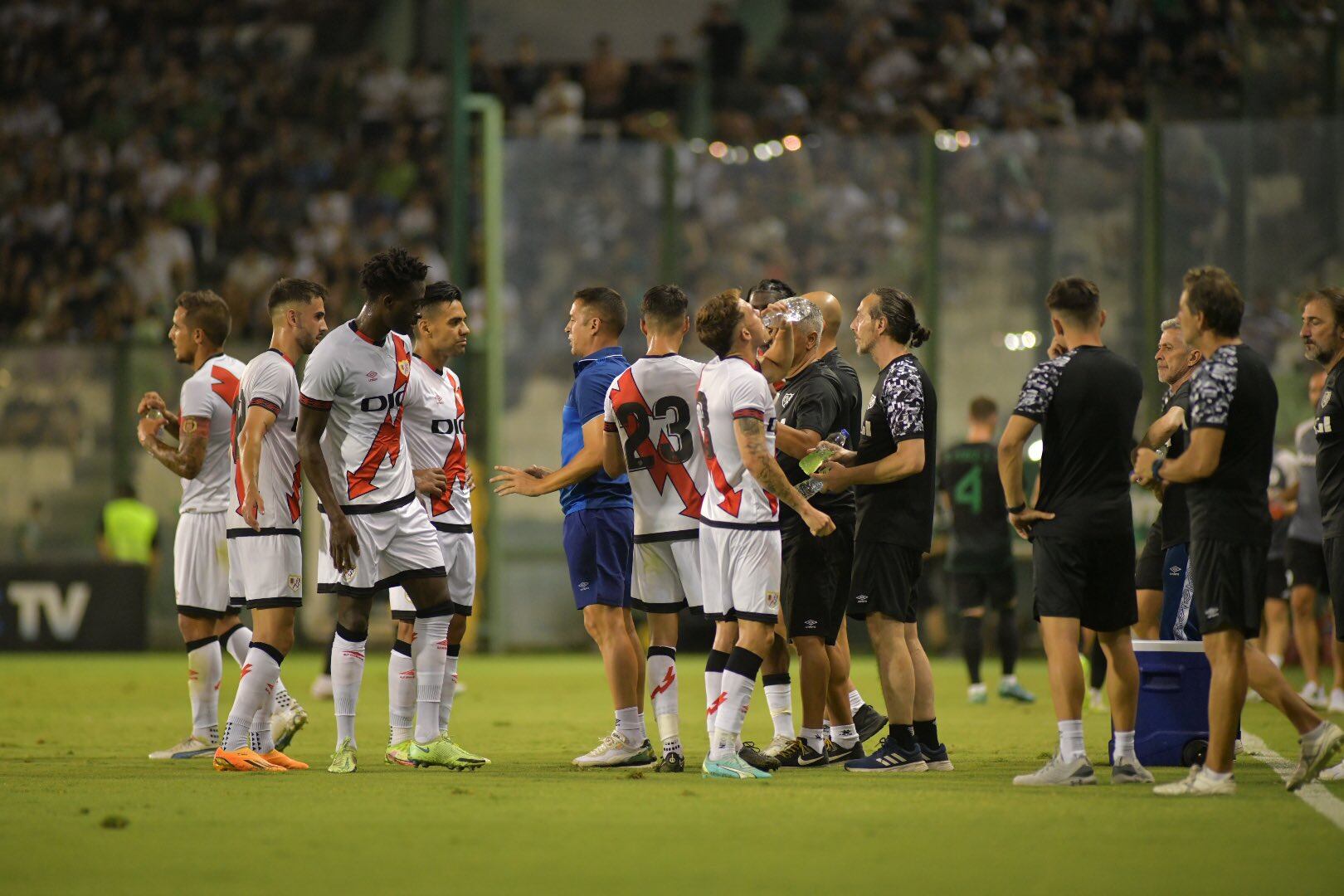 Falcao en su primer juego bajo las órdenes de Francisco / Twitter: @RayoVallecano