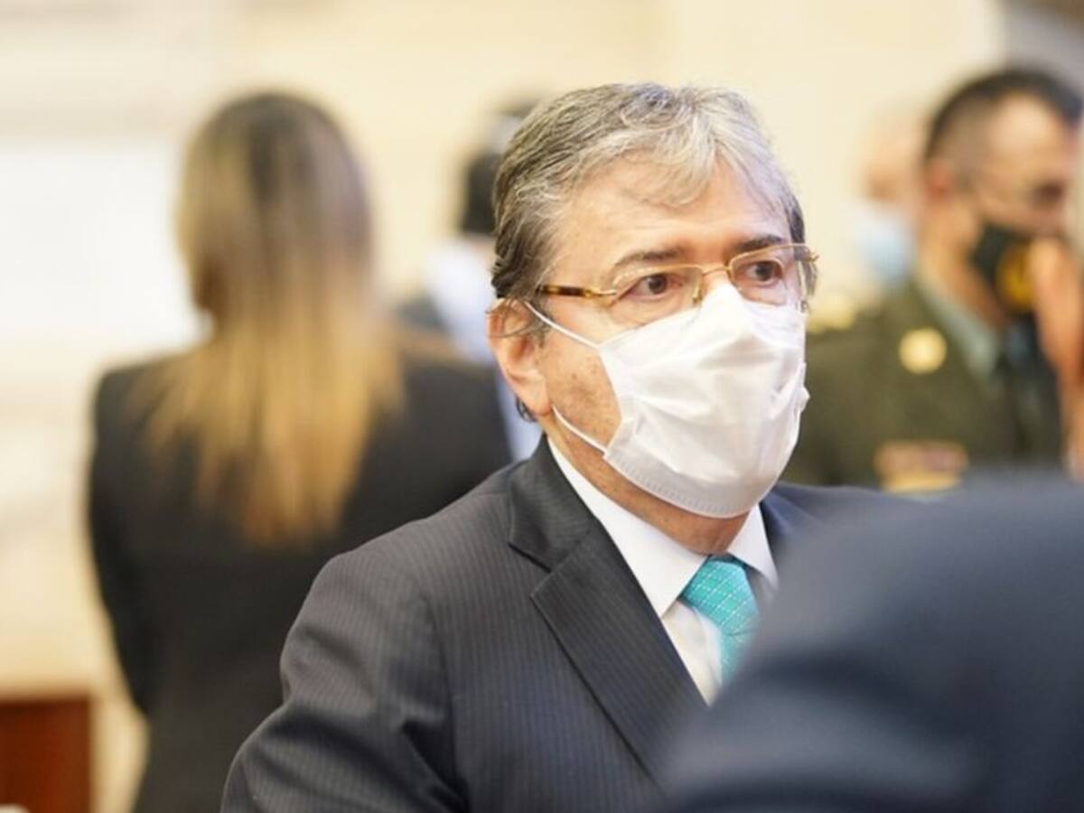 Avanza el debate de moción de censura a MinDefensa en la Cámara