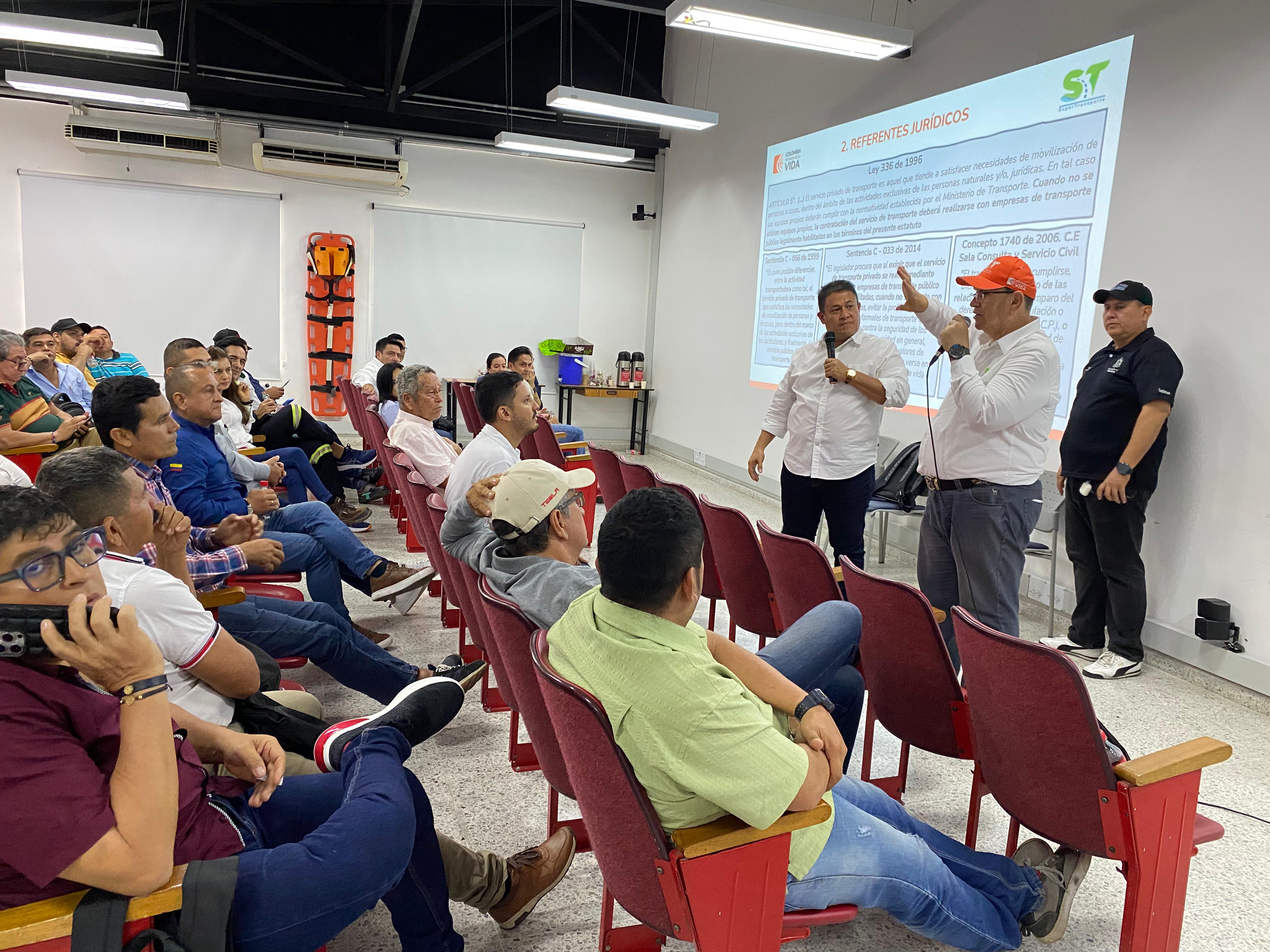 En esta reunión tan importante se despejaron todas las dudas en relación a la contratación del transporte público, transporte privado.