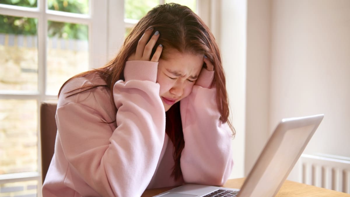 Estos son los acrónimos sexuales y de ciberacoso que utilizan los jóvenes