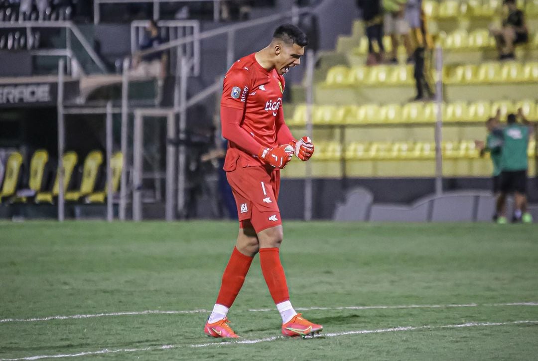 Devis Vásquez, arquero que habría llegado al AC Milan / Foto: devisvasquez.01