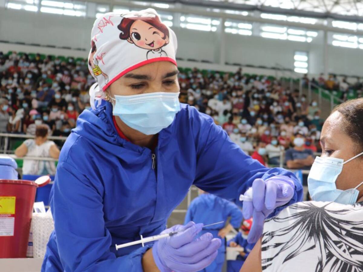 Barranquilla recibe 25 mil dosis de vacunas contra el COVID-19