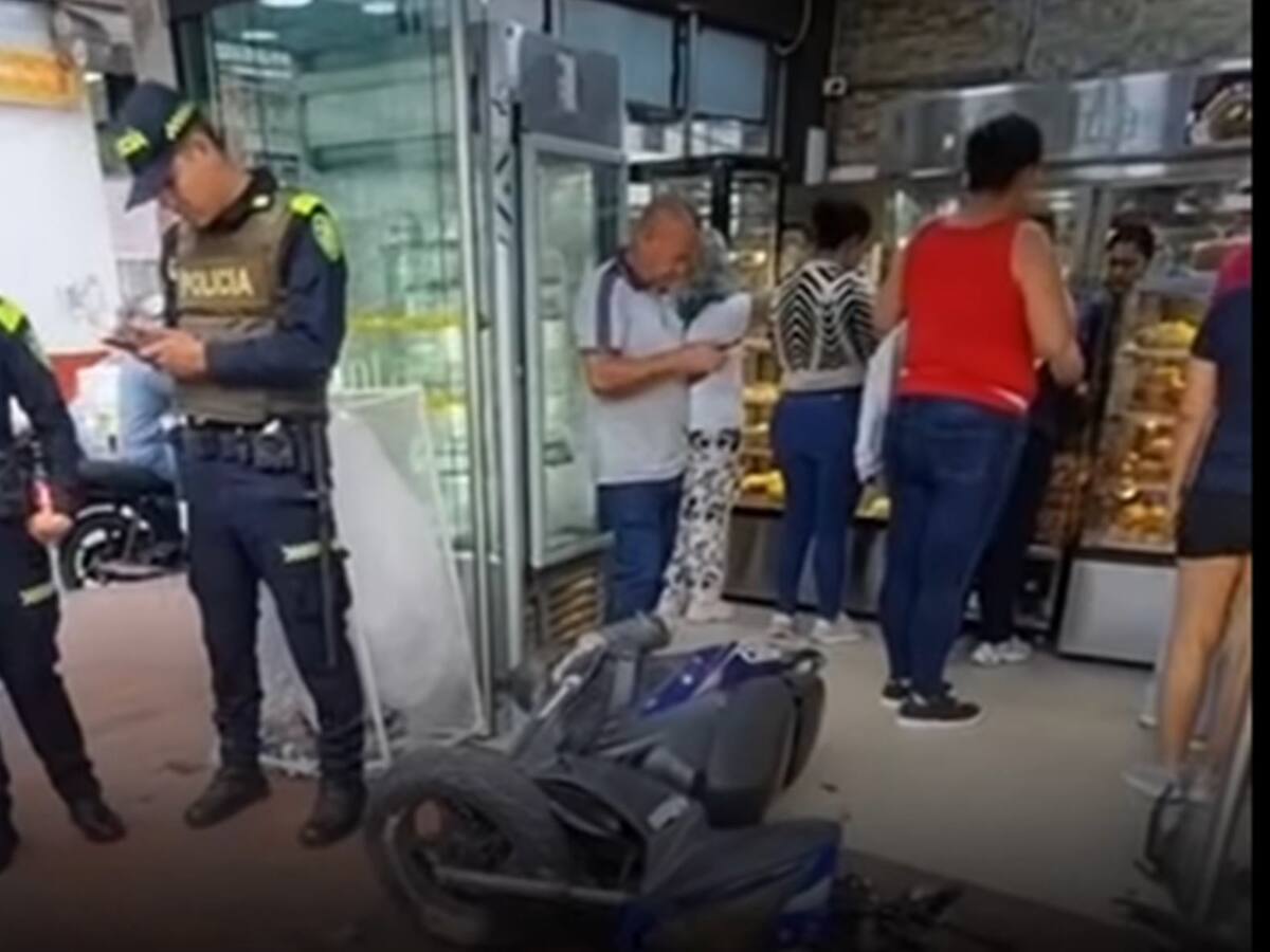 Conductor atropelló a dos presuntos delincuentes en el centro de Ibagué