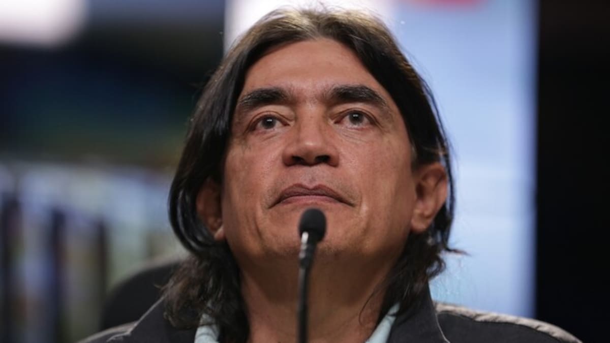Metro se hará como esté concebido en ese momento: Bolívar en inscripción de su candidatura