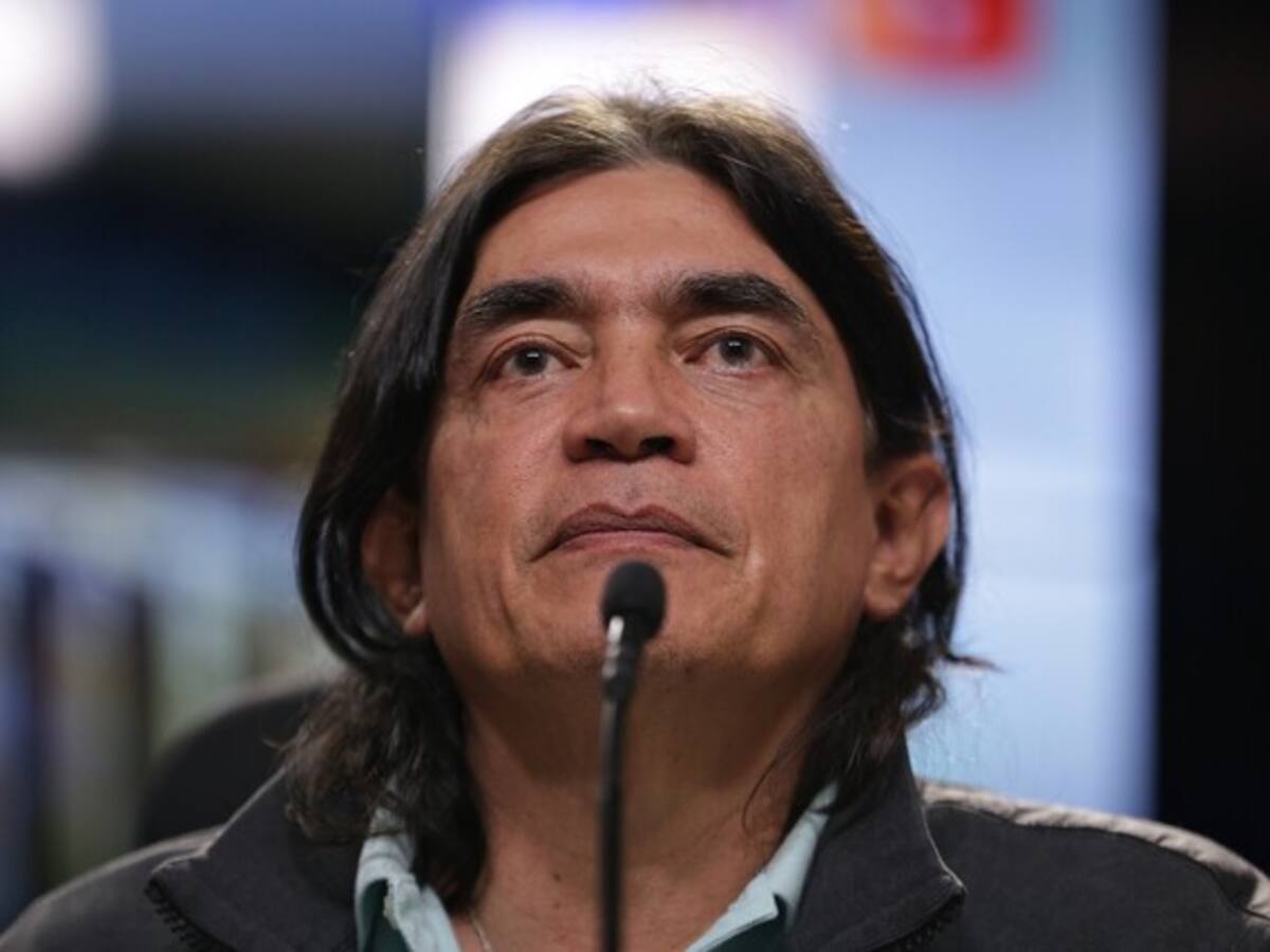 Metro se hará como esté concebido en ese momento: Bolívar en inscripción de su candidatura