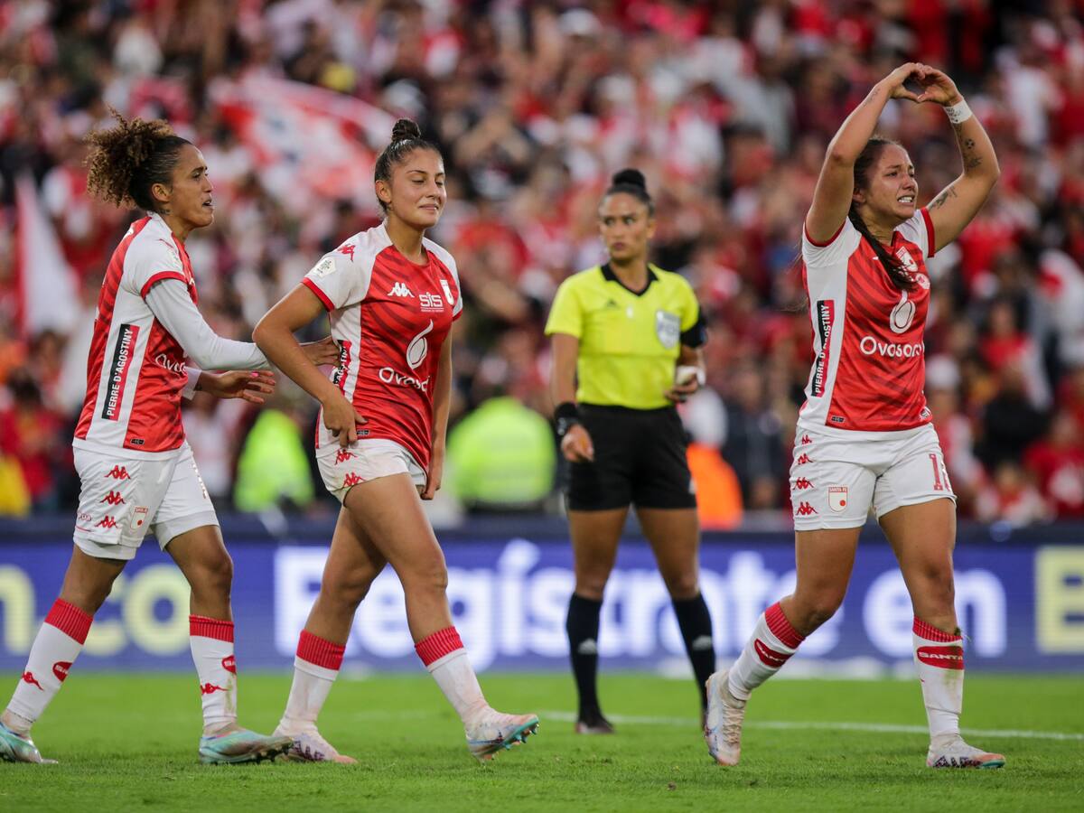 Camila Reyes: “Esto es por la hinchada y por este escudo que los amo un montón”