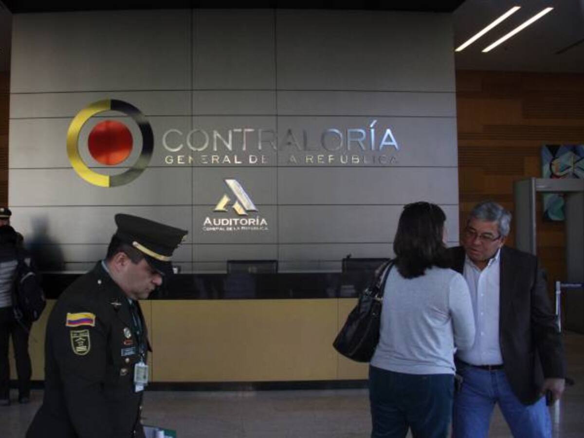 En libertad se defenderá socio del edificio que alquiló la Contraloría General