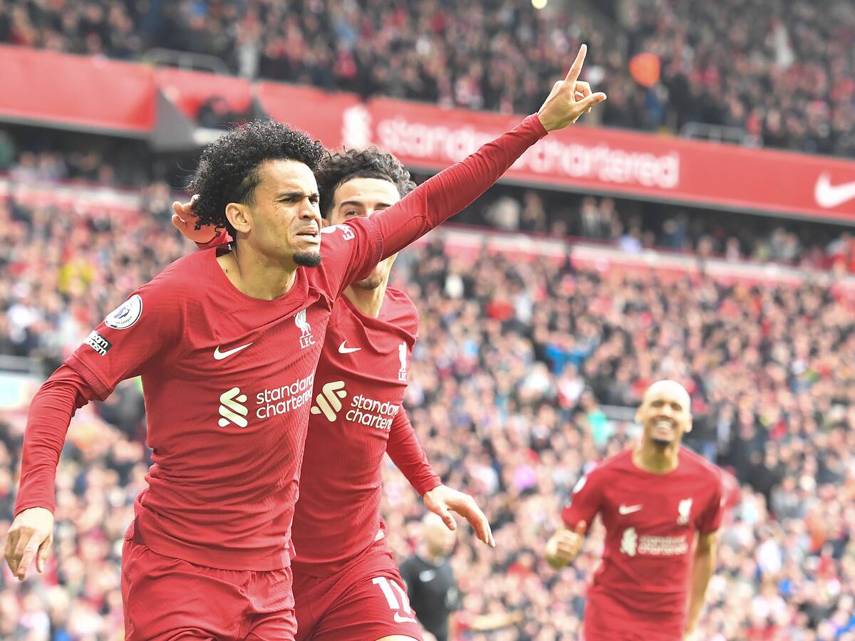 Luis Díaz, titular en Liverpool para duelo clave ante el Fulham