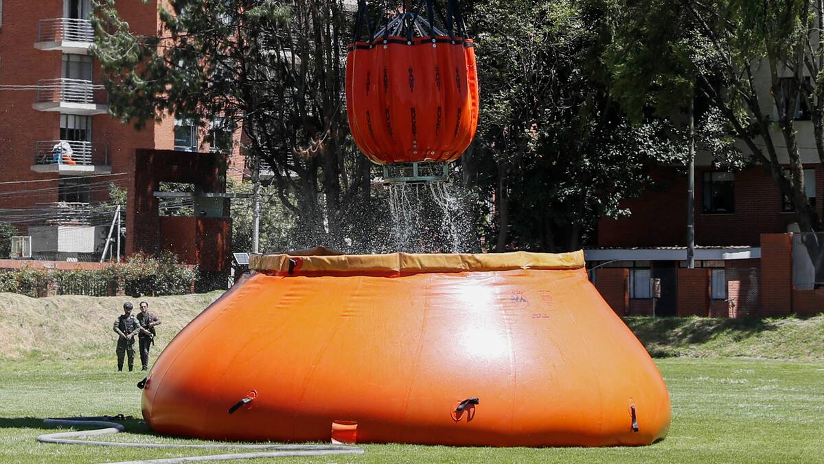 Fallas en el sistema Bambi Bucket han dificultado extinción del incendio en Nemocón