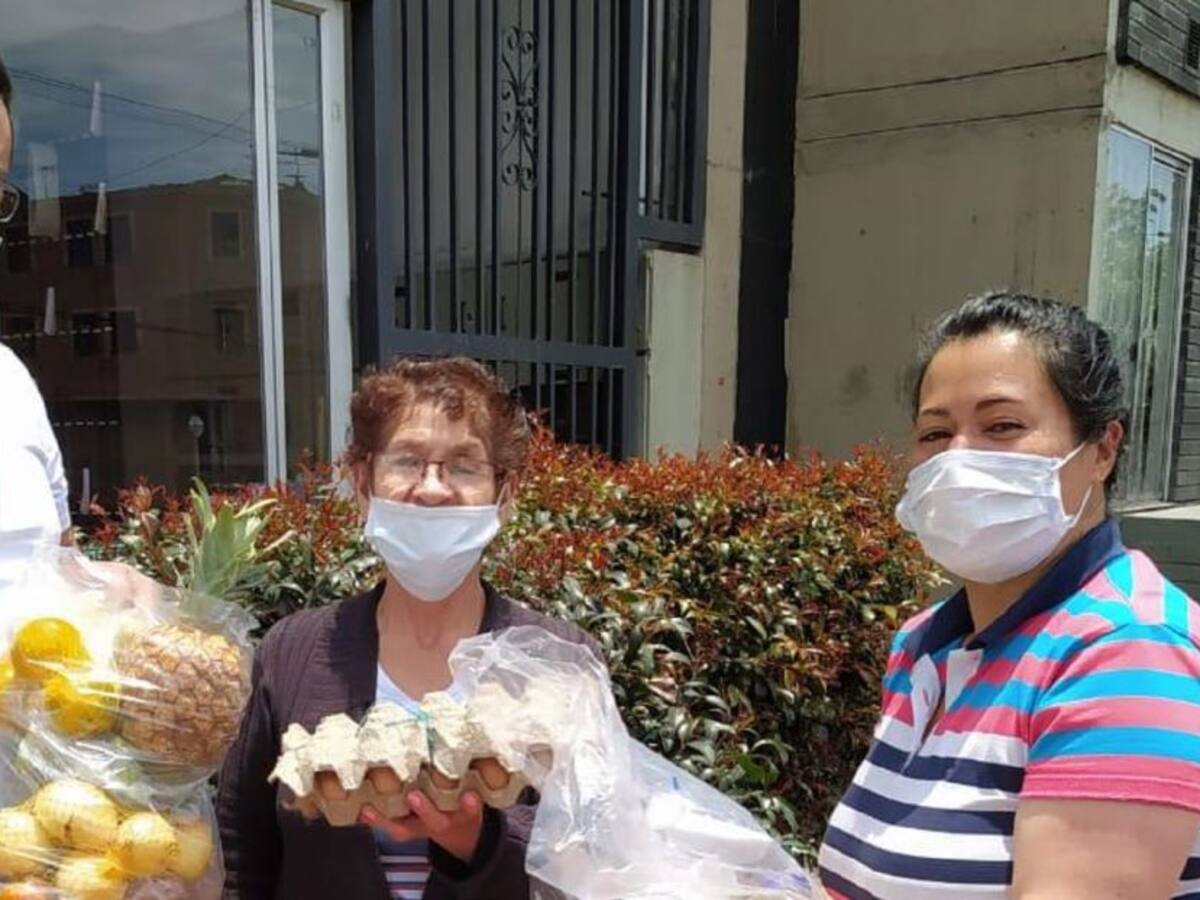 IPES inició entrega de ayudas a vendedores informales.