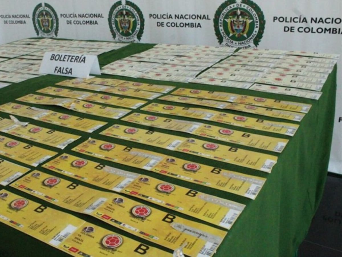Más de 400 boletas falsas para partido Colombia Brasil incautadas en operativos policiales