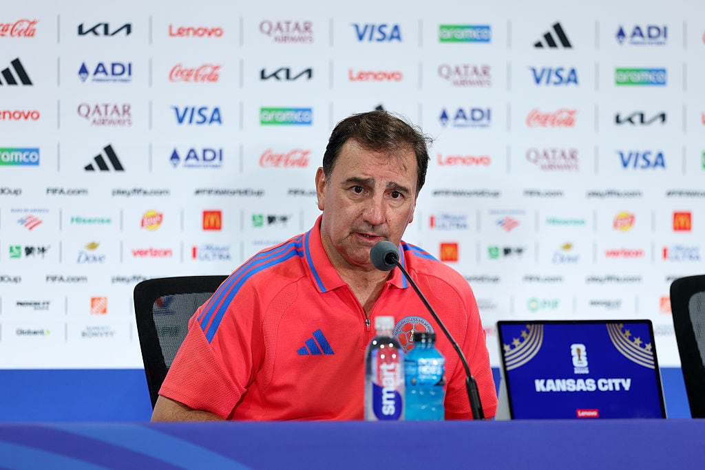 Néstor Lorenzo aclara la situación médica de James Rodríguez y Jhon Córdoba en el Mundial 2026. (Photo by Michael Regan - FIFA/FIFA via Getty Images)