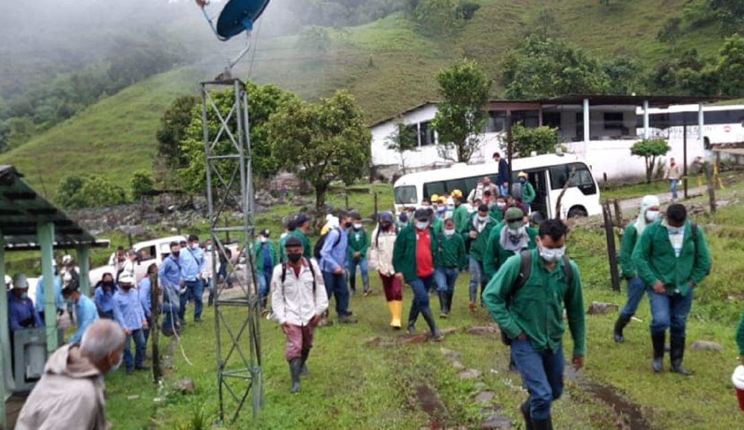 Condiciones climáticas retrasa instalaciones de torres de energía en Toledo