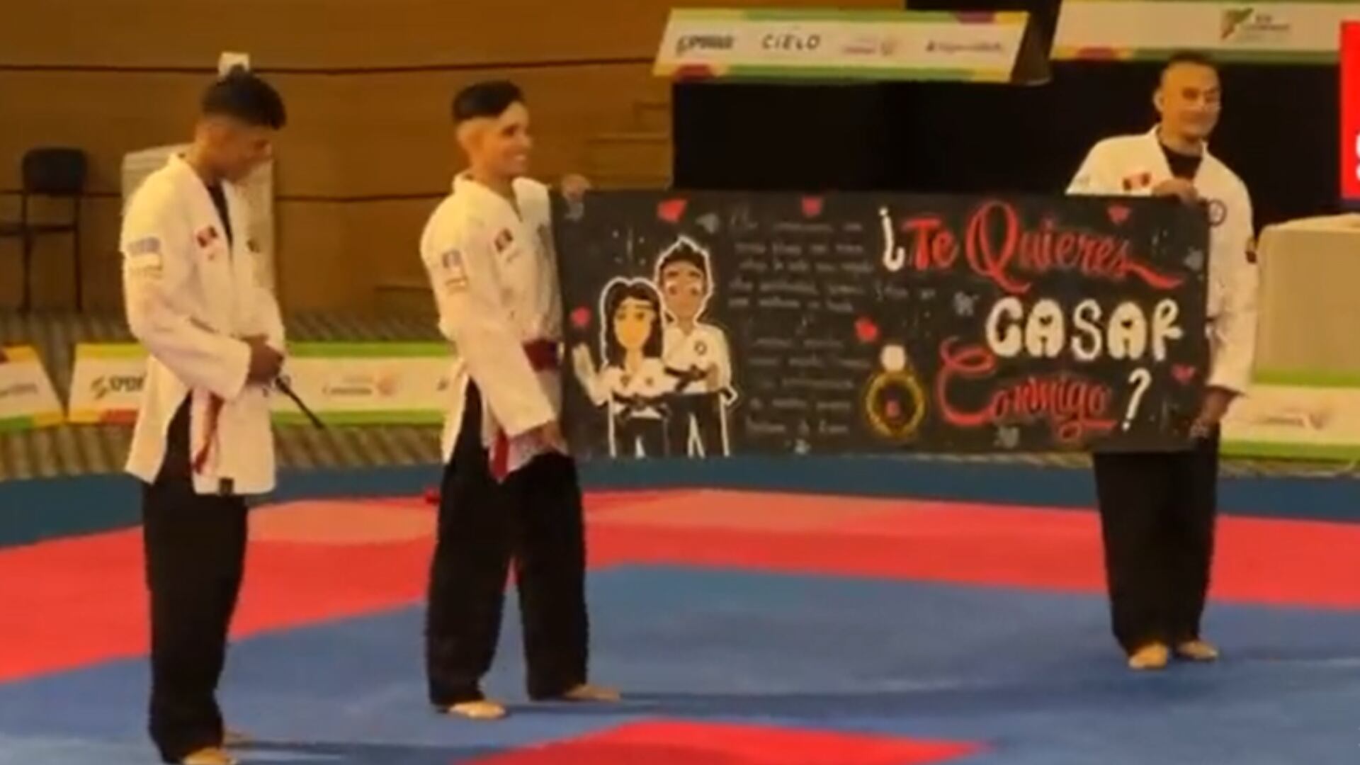 Propuesta de matrimonio en los Juegos Nacionales 2023