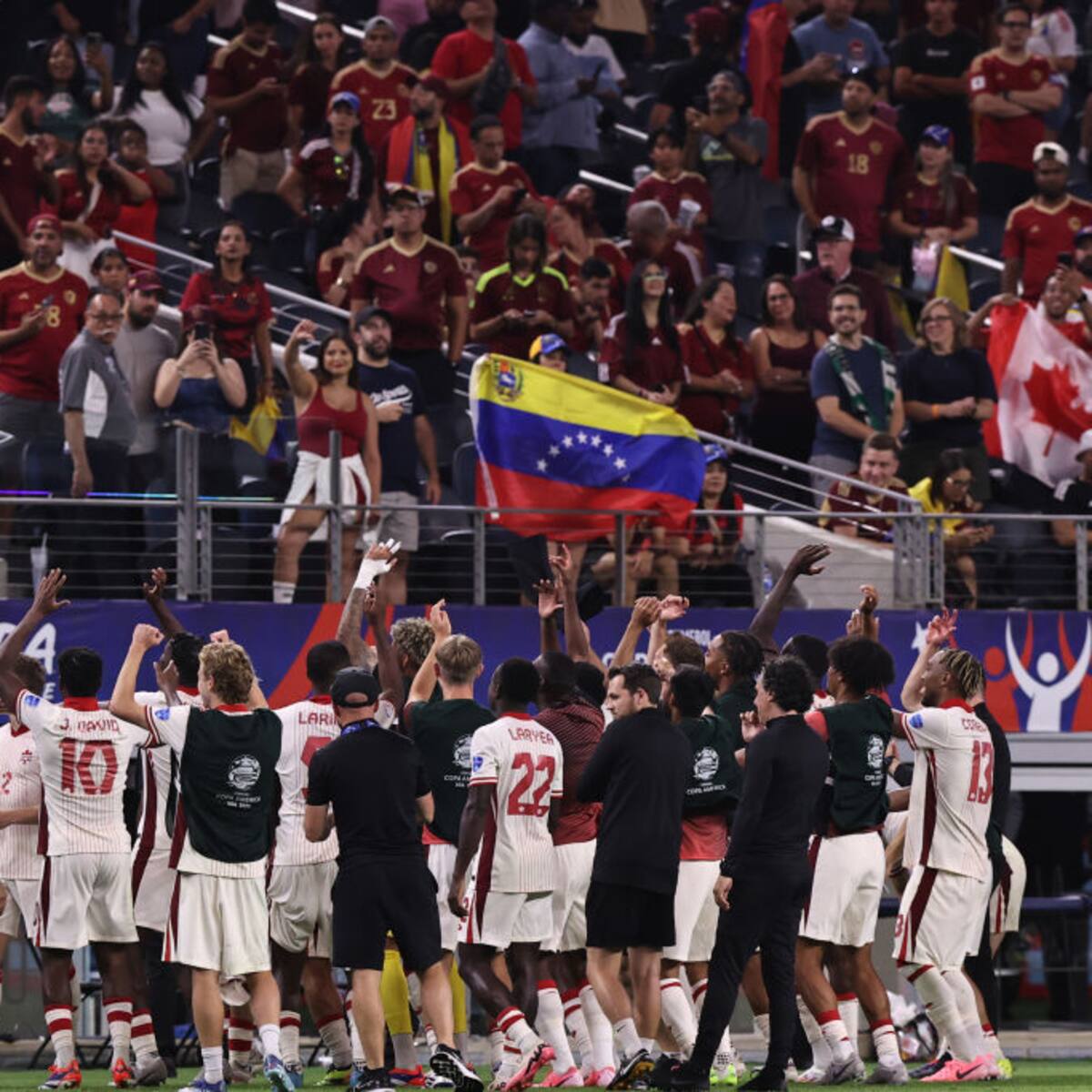 Canadá hace historia: sorprende a Venezuela y avanza a semifinales