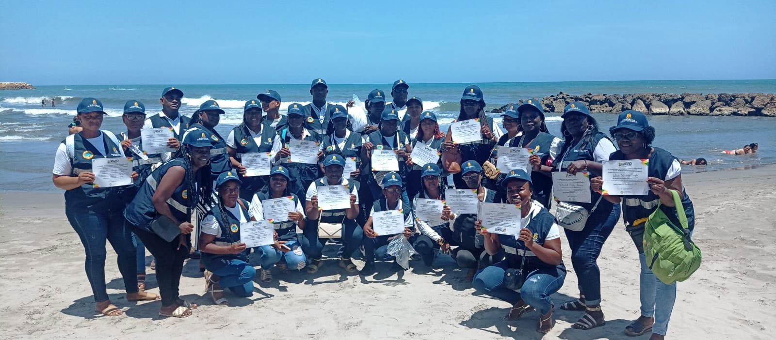 Graduación del primer grupo de COMBAS en zonas de playa de Cartagena
