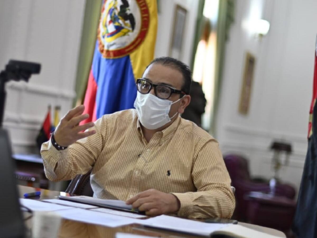 Autoridades confían en disminución de contagios por toque de queda