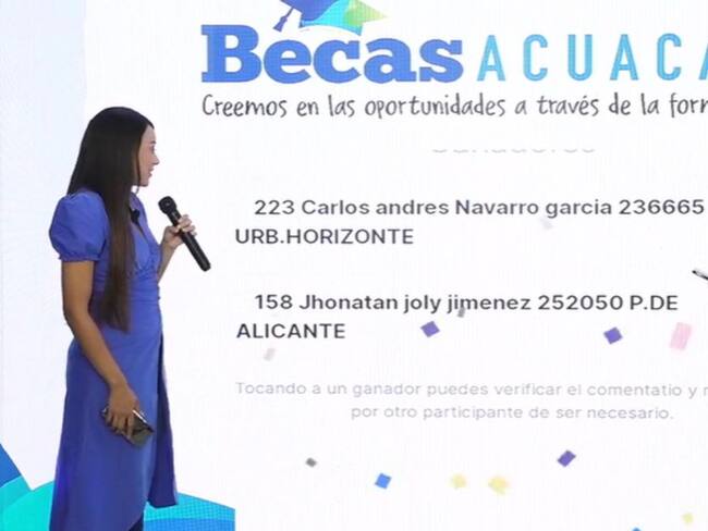 Usuarios de Acuacar ganaron becas por realizar pago puntual del servicio