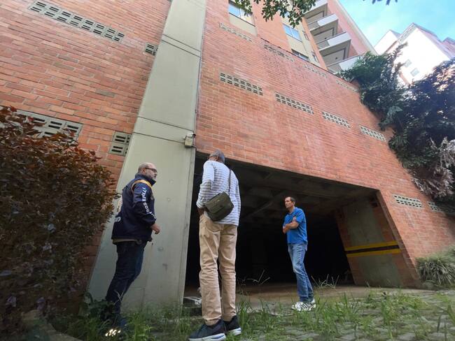El Dagrd está monitoreando nueve edificios con problemas estructurales en Medellín
