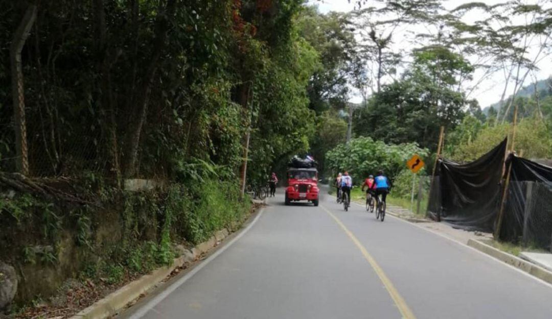 Vía al Cañón del Combeima 