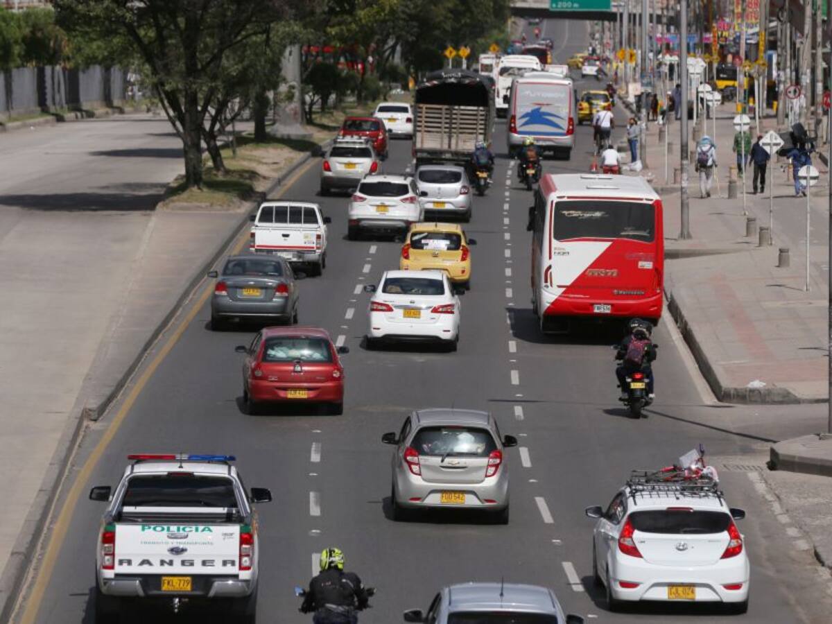 Más de 35.000 policías garantizarán seguridad y movilidad en puente festivo