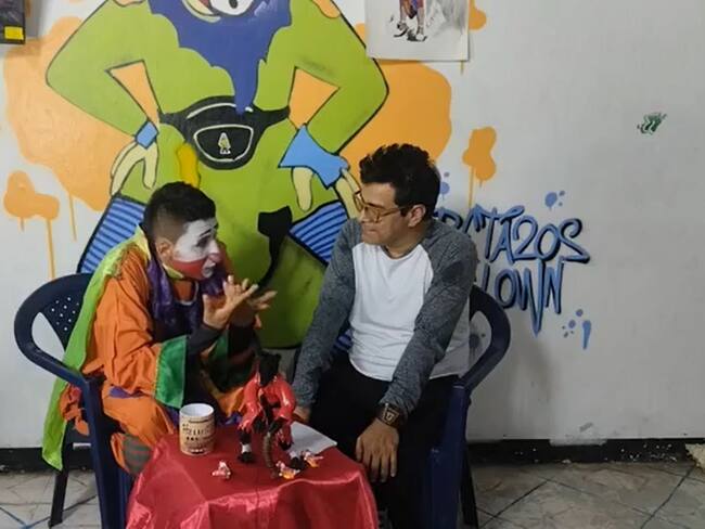 El Comisionado habló sobre el rol que cumplirán estos jóvenes y las condiciones bajo las que se les otorgará su retorno a la libertad.