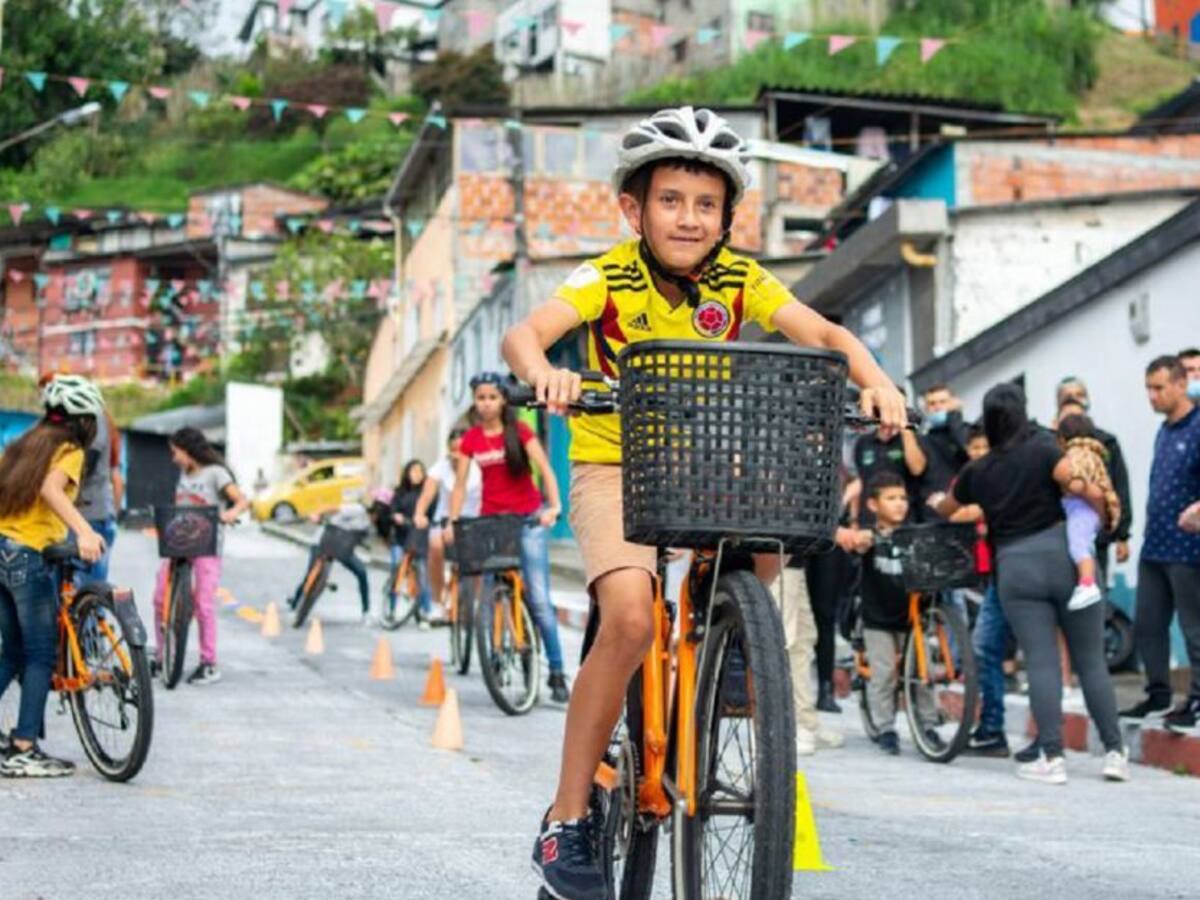 Niños del barrio San Fernando aprendieron sobre movilidad sostenible
