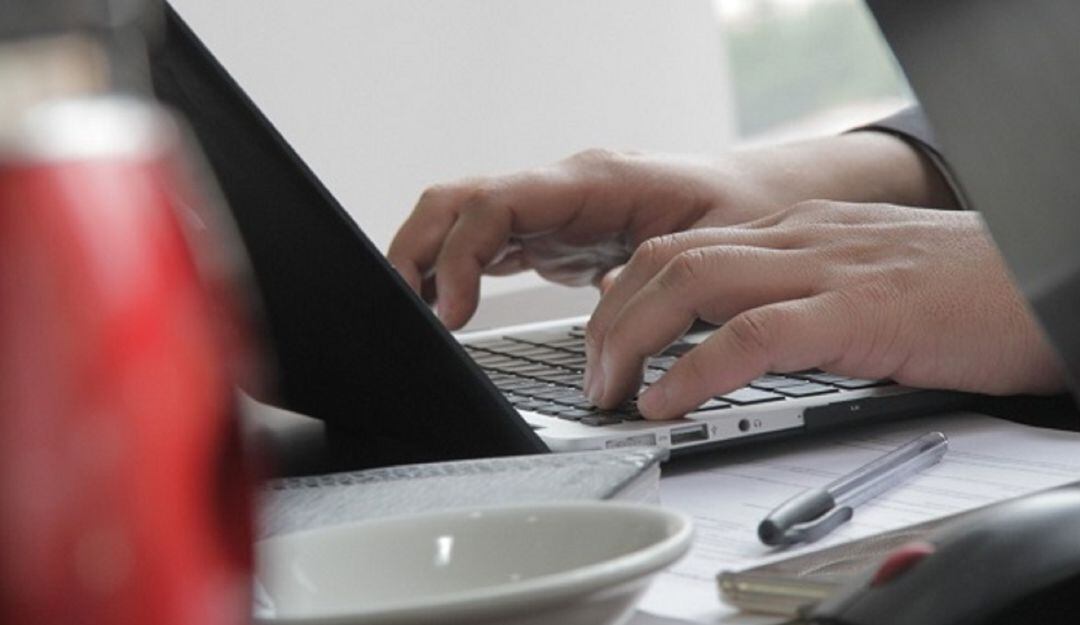 Gobierno modificó sistema de turnos y horas extras para empleados públicos