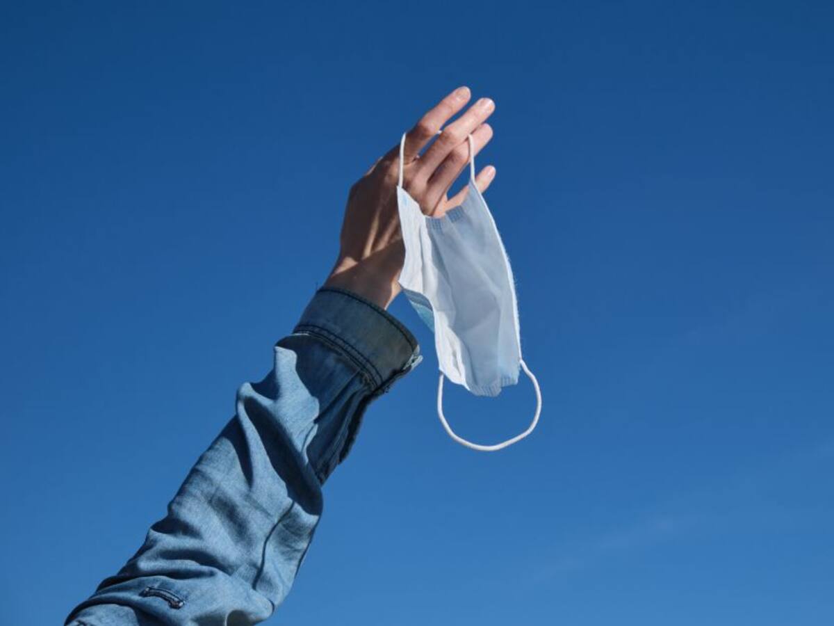 Cuarto pico de la pandemia sigue en descenso