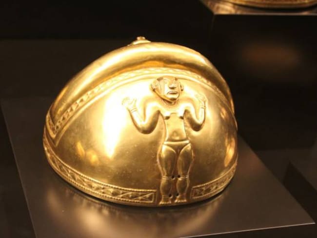 Las piezas del tesoro quimbaya se exponen en el Museo de América de Madrid. 