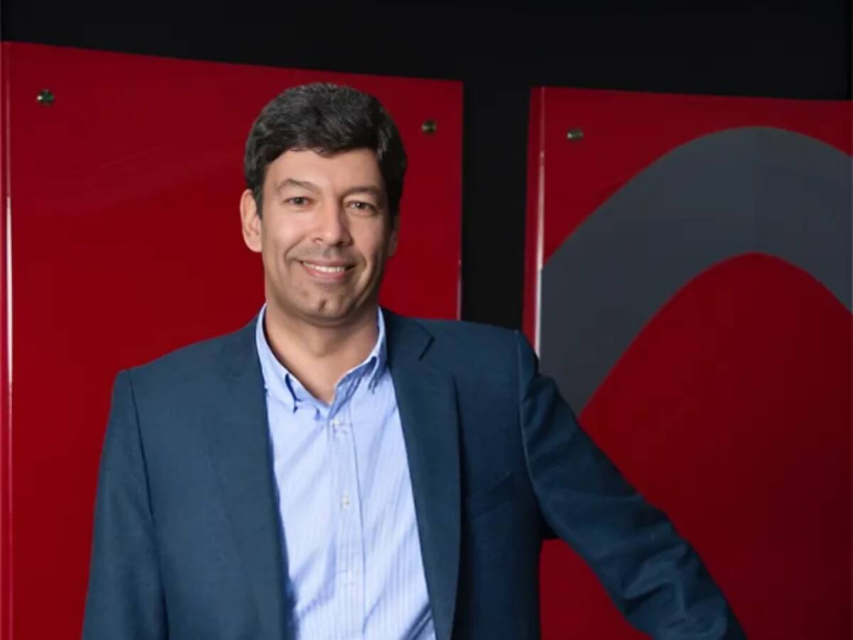 La forma en que los empresarios podemos avanzar, es trabajando en conjunto con el Estado: Davivienda