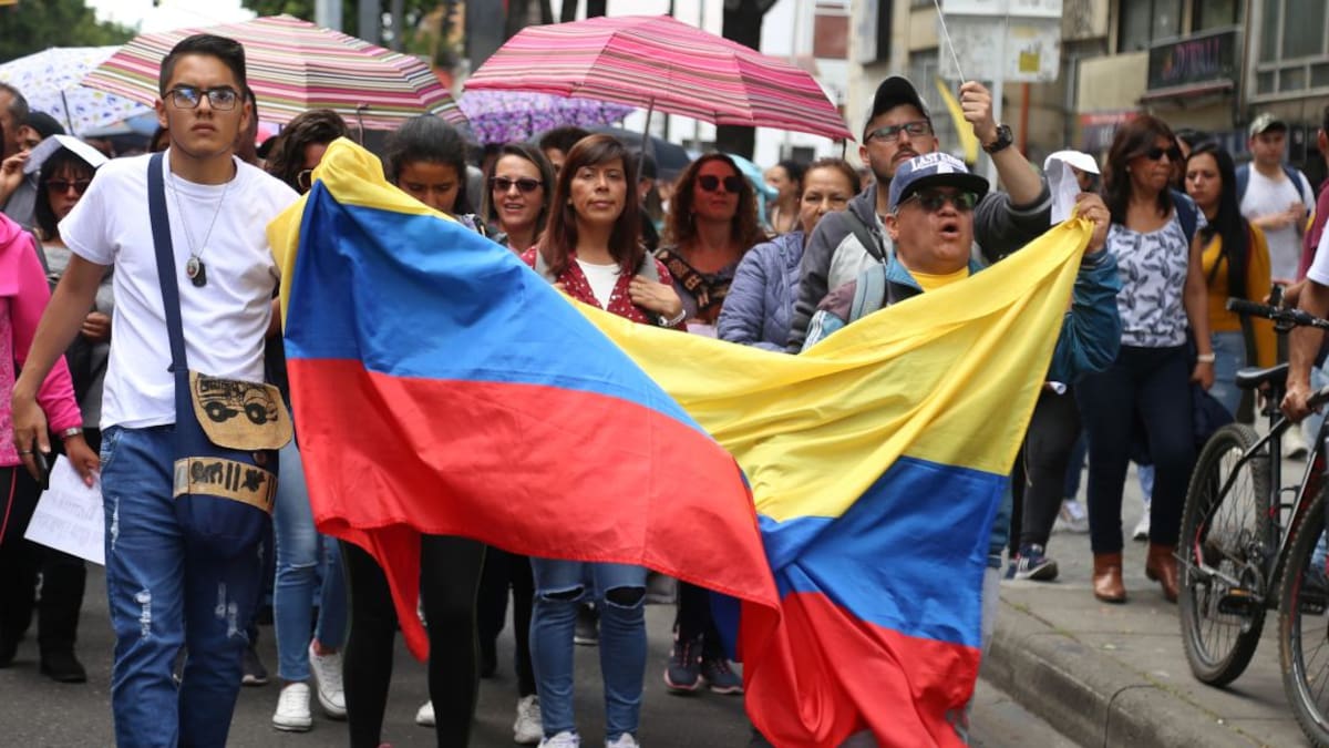 PROFESORES DE BOGOTÁ DECRETAN PARO DE 24 HORAS EN RECHAZO AL REGRESO A CLASES